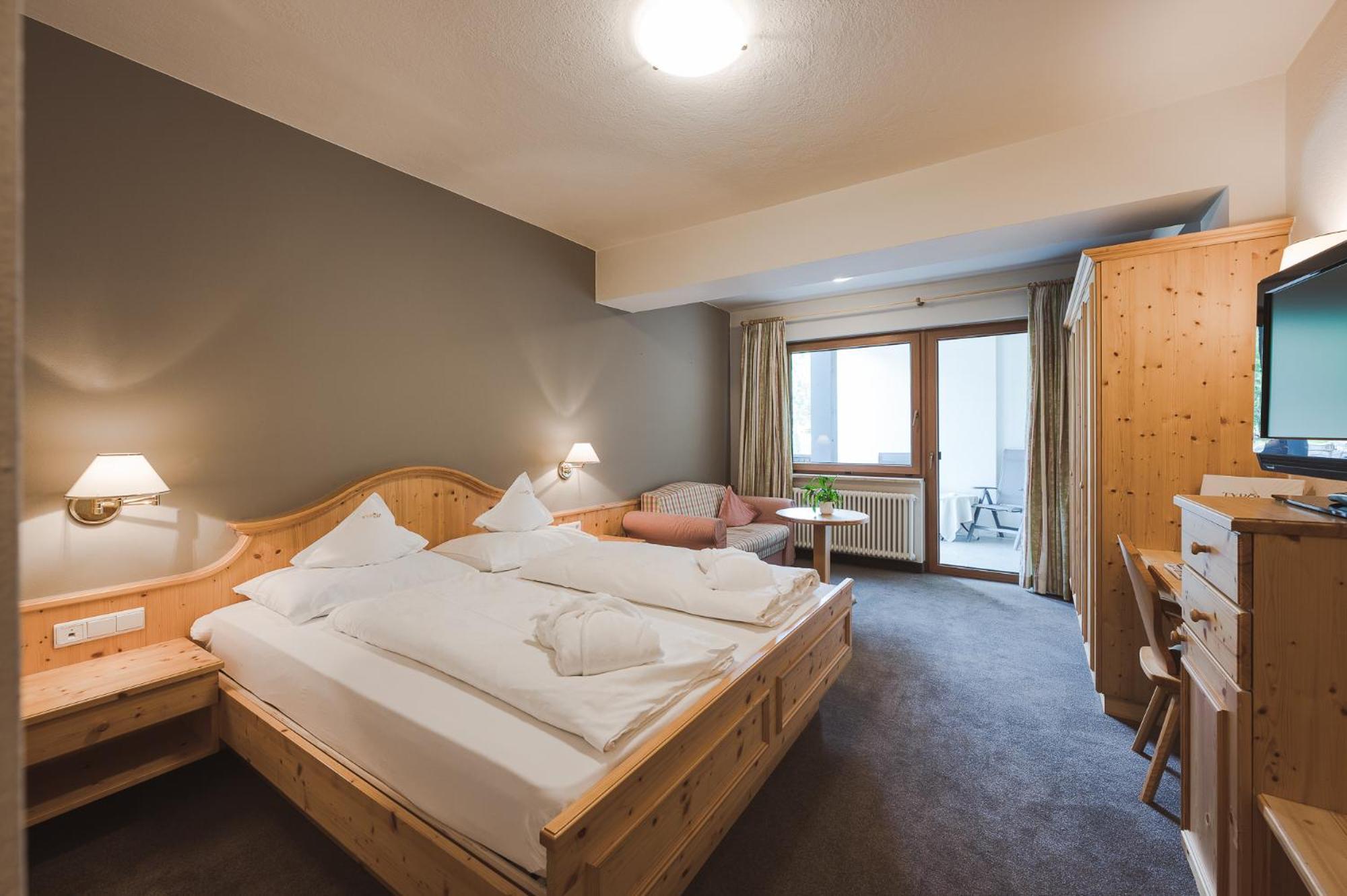 Hotel Tyrol Schenna Zewnętrze zdjęcie